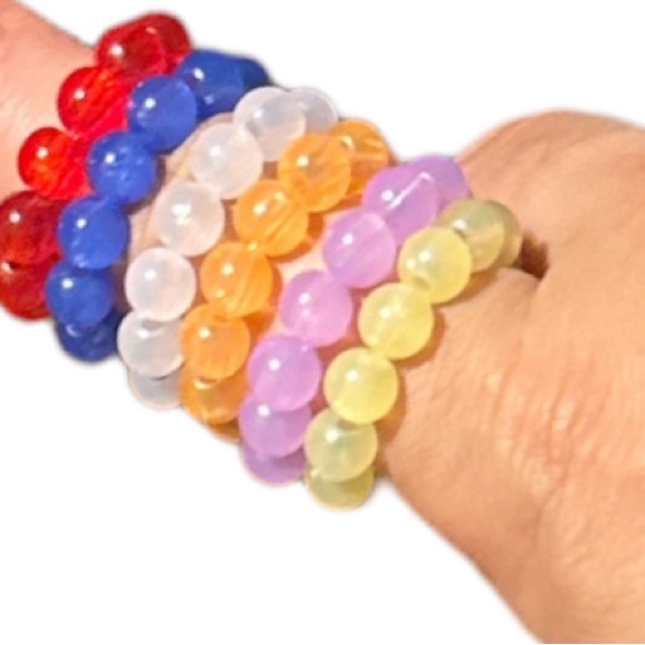 HANDCRAFTED (6) Colourful Beaded Rings - Picture 2 of 3